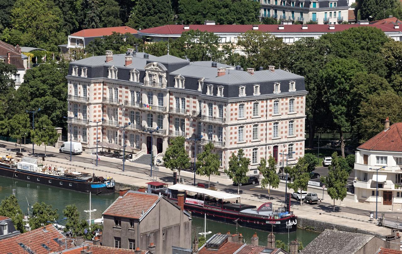 Hotel Les Jardins Du Mess Verdun-sur-Meuse Esterno foto